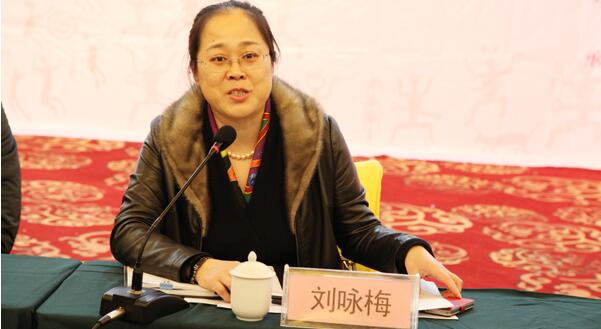 劉詠梅簡(jiǎn)歷：廣西自治區(qū)政協(xié)副主席劉詠梅，曾任廣西黨委宣傳部副部長(zhǎng)、婦聯(lián)主席，梧州副市長(zhǎng)